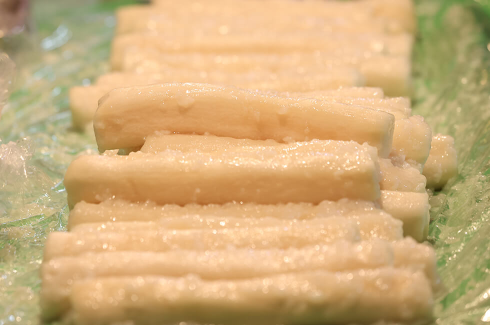 2025年べったら市の日中の賑わっている写真