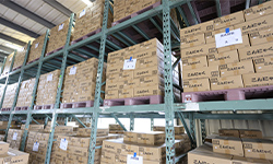 冷凍・チルド・常温の三温度を24時間体制で稼働